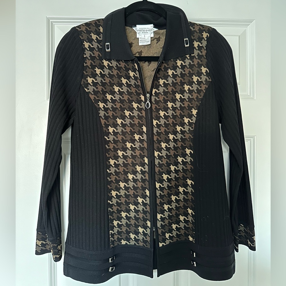 NWOT* Exclusively Misook zip-up sweater - Size Small Petite